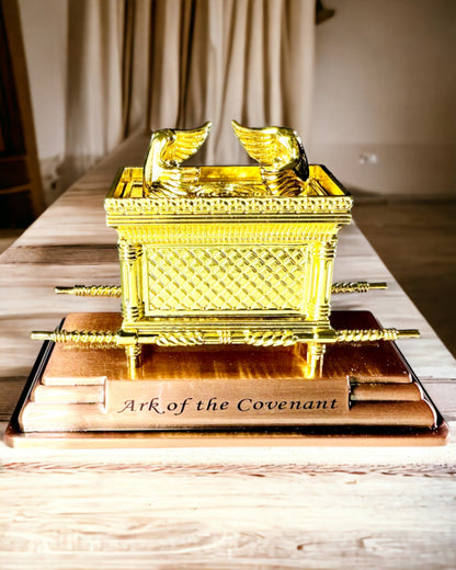 Majestätische Miniatur der Bundeslade in Goldfassung 11,2 x 5,8 x 7,3 cm - Exklusive Lade, Dekoration in Goldausführung