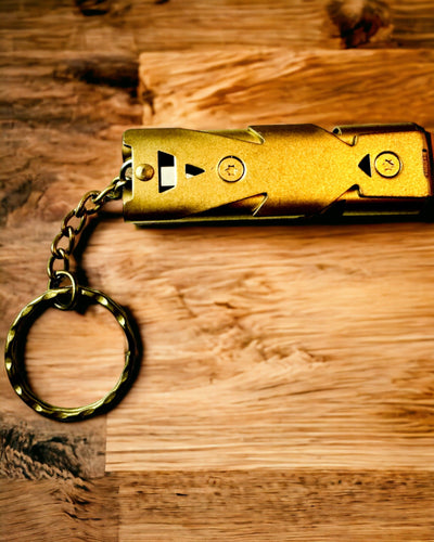 Elegantes Set mit Kompass und Signalpfeife