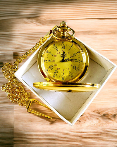 Goldfarbene Retro-Taschenuhr mit Gravurmöglichkeit