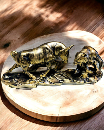 Skulptur "Zwei Rivalen" - Bulle und Bär - Symbolik des Finanzmarktes, Gravurmöglichkeit - Farbe Kupfer