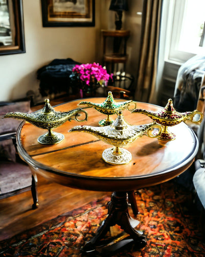 Magische Lampe von Aladin mit Gravuroption - Weißer Variante, durchzogen mit Gold
