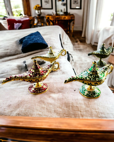 Magische Lampe von Aladin mit Gravuroption - Weißer Variante, durchzogen mit Gold