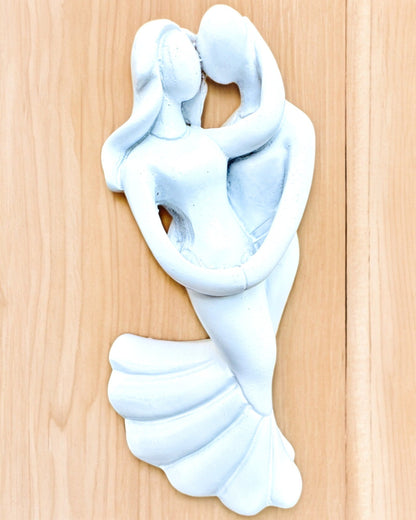 Elegante Verbindung - Kleine Dekorationsfigur mit Gravuroption - Farbe Weiß