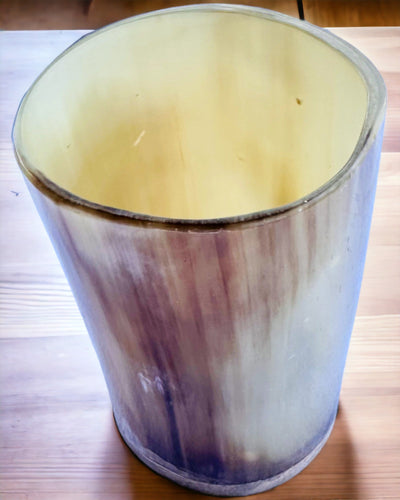 Handgefertigte kleine Tasse mit Gravurmöglichkeit, indisches Glas Tasse, Personalisierung als Geschenk möglich, Gravur. Helle Farbe