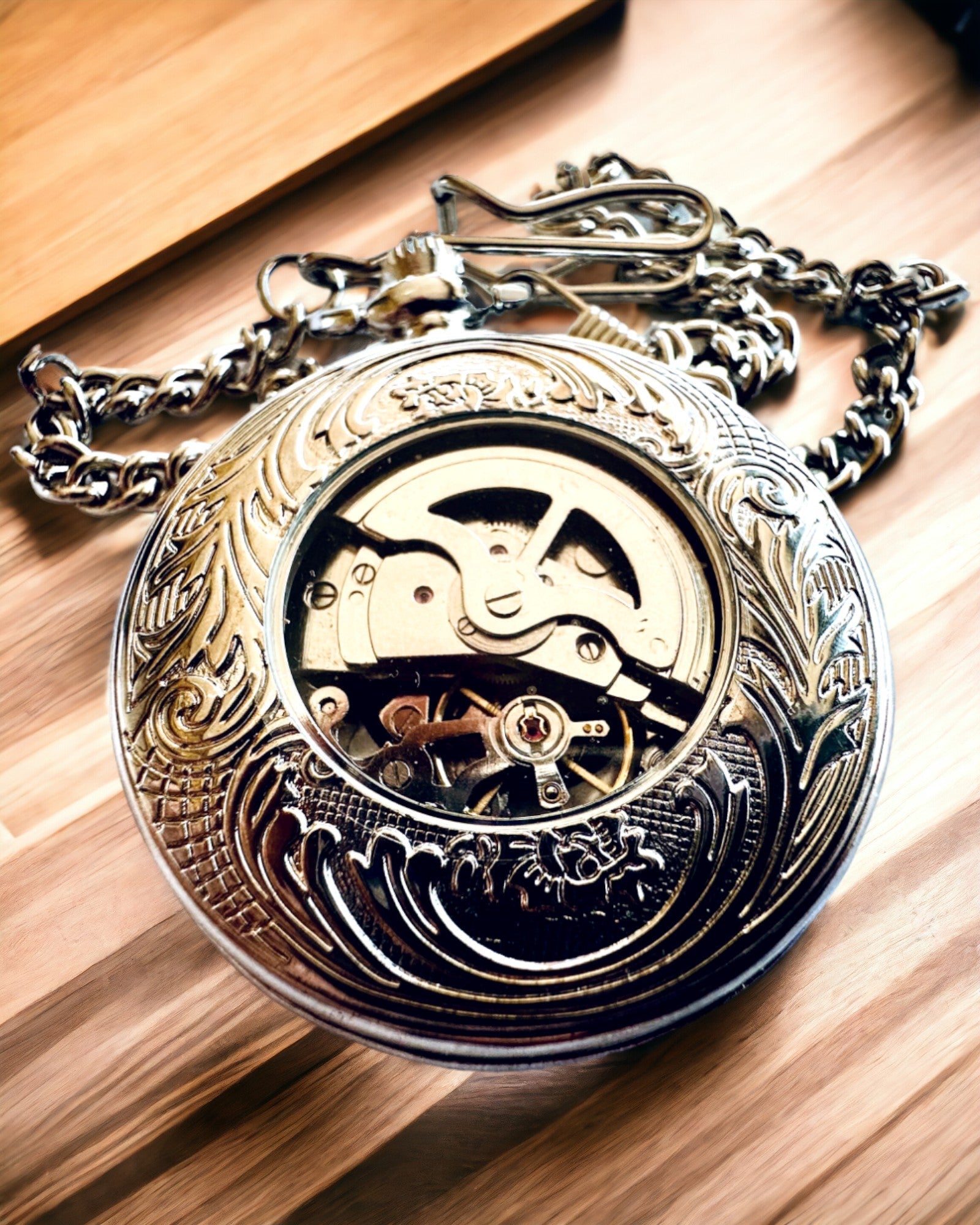 Silberne Taschenuhr "Vintage Elegance" mit Gravurpersonalisierung möglich