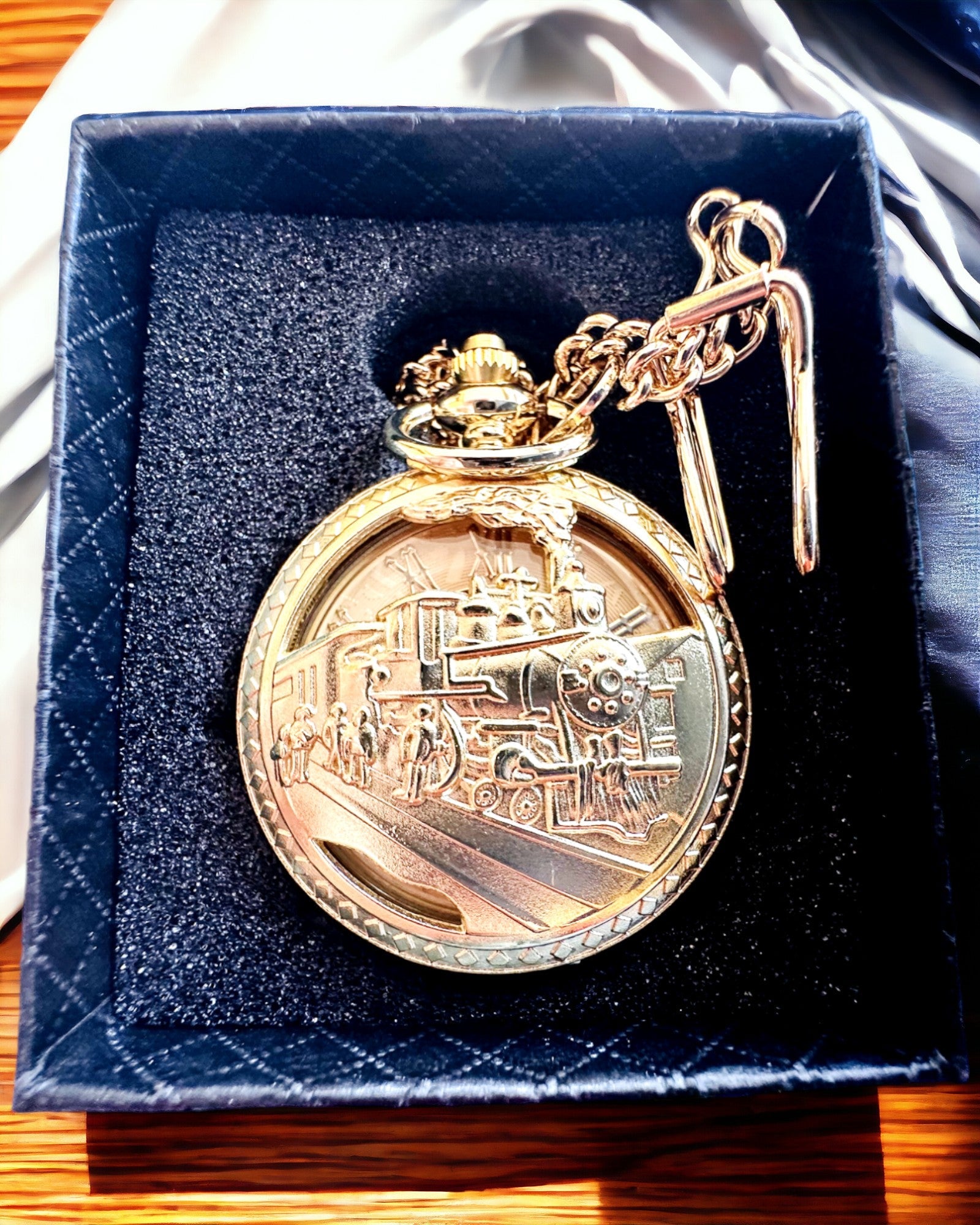 Taschenuhr "Imperialer Zug", Personalisierung mit Gravur möglich, Farbe Gold