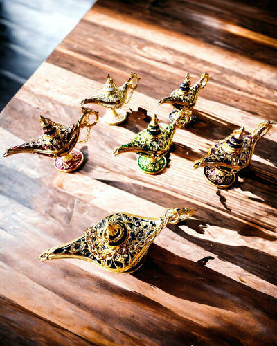 Kleine 4 cm Magische Lampe von Aladin, Schlüsselanhänger, 6 Farbvarianten - Verzauberte Erinnerungen, Personalisierung mit Gravur