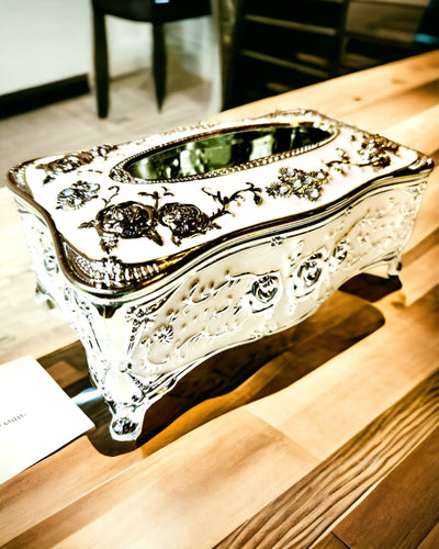 Taschentuchbox mit geprägtem Rosenmuster - Elegantes Wohnaccessoire, weiß