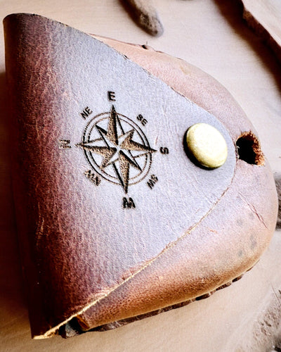 Lederetui "Entdecker" - für Kompaktkompass oder Taschenuhr - Personalisierung mit Gravur möglich