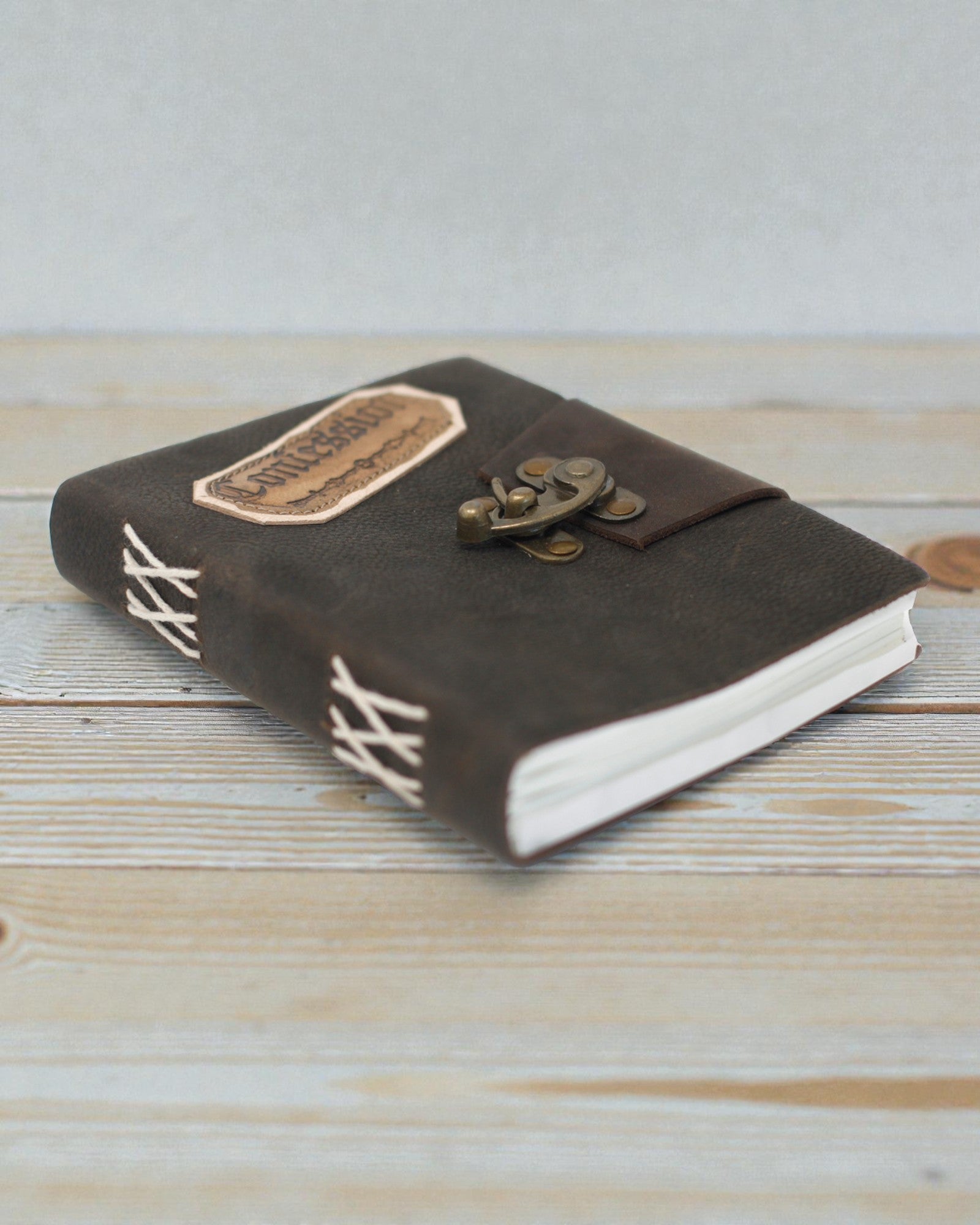 Secretum Anima – Leder-Notizbuch „Beichte“ mit Verschluss