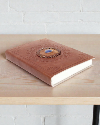 Aurora Lapis – Handgefertigtes Leder-Notizbuch mit einem Lapis-Lazuli-Stein