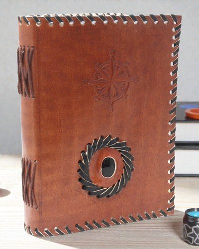 Lotse Onyx – Leder-Notizbuch mit schwarzem Onyx-Zierdetail und Kompass