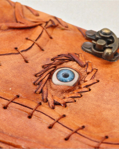 Oculus Noctis – Leder-Notizbuch des bösen Auges mit Metallverschluss