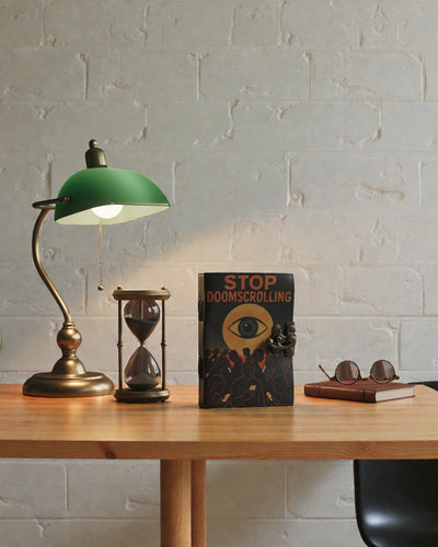 Leder-Notizbuch mit Aufdruck – Schluss mit dem endlosen Scrollen (17,8 × 12,7 cm)