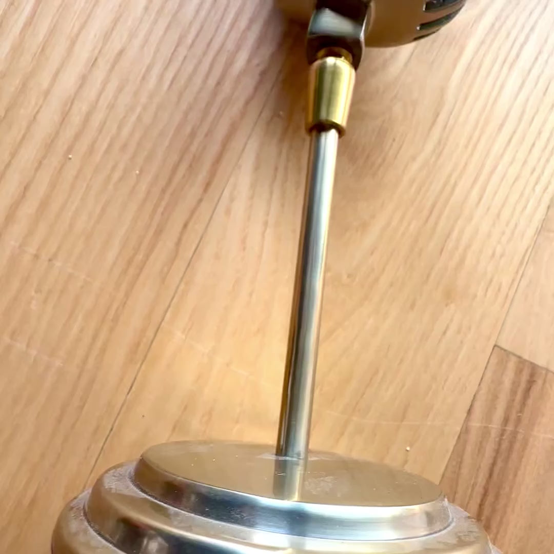 Statuette Retro-Mikrofon mit personalisierbarer Gravur, goldfarben, 25 cm