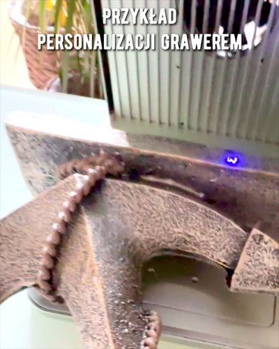 Rustikale Ankerskulptur aus Harz - "Meereslegende", Ankerpersonalisierung mit Gravur