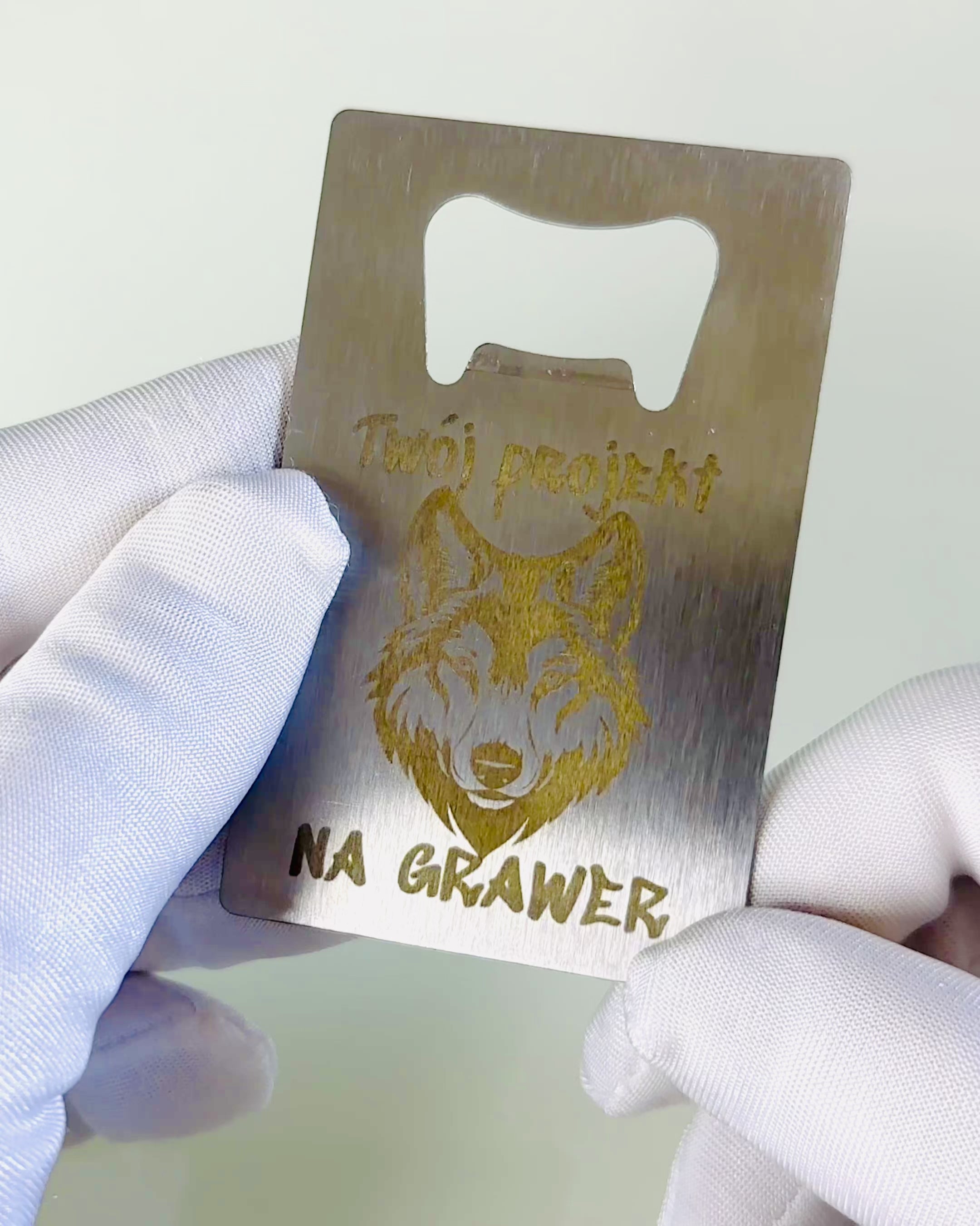 Flaschenöffner aus Edelstahl - Elegantes und Praktisches Gadget - Personalisierung mit Gravur