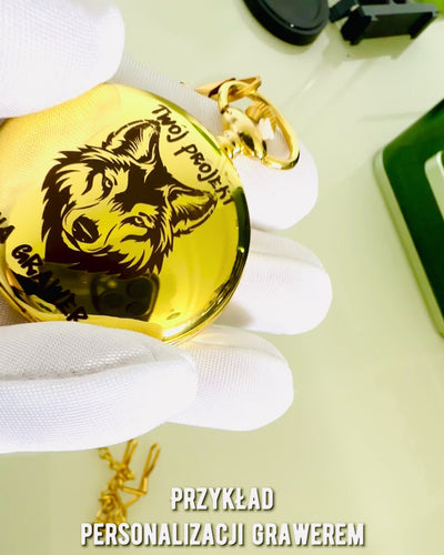 Goldfarbene Taschenuhr mit Gravurmöglichkeit