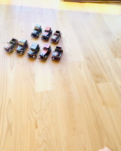 Retro Klassisches Auto, Auto, aus Eisen - Kollektion "Vintage Drive", Automodell, Personalisierung mit Gravur als Geschenk