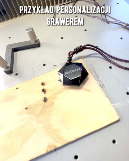 Amulett aus schwarzem Obsidian "Davidstern", Möglichkeit zur Personalisierung mit Gravur als Geschenk