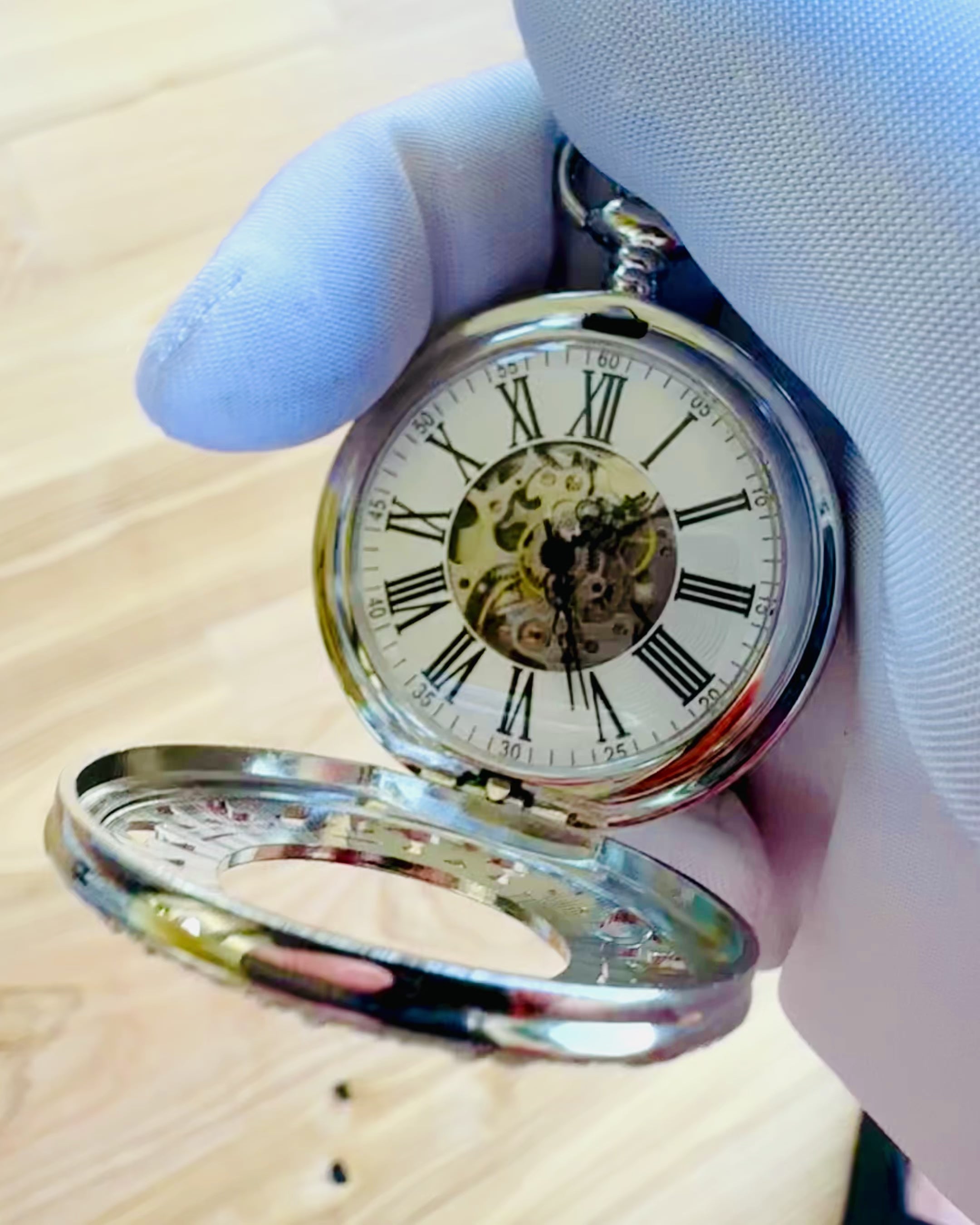 Silberne Taschenuhr "Vintage Elegance" mit Gravurpersonalisierung möglich