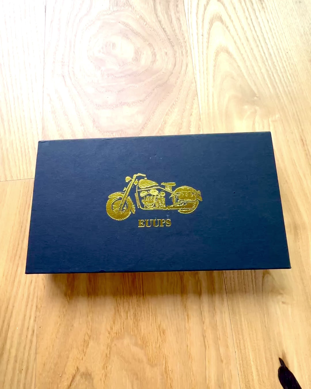 Flaschenöffner in Form eines Motorrads - Personalisierung mit Gravur als Geschenk