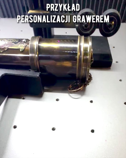 Premium-Fernrohr "Voyager" mit graviertem Fernrohr und Etui aus echtem Leder, Möglichkeit zur Personalisierung mit Gravur als Geschenk