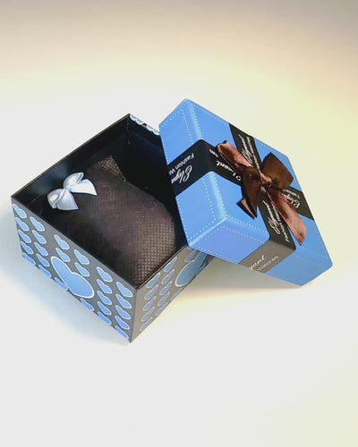 Herren-Quarzuhr mit transparentem Zifferblatt - Klassische Eleganz in modernem Design, schwarzes Armband. Personalisierung mit Gravur.