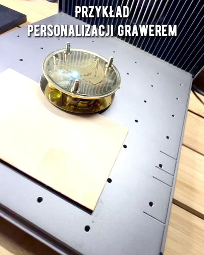 Kapitänekompass Explorer 2 – mit Möglichkeit zur personalisierten Gravur als Geschenk, zwei Farbvarianten zur Auswahl