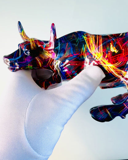 Dekorative Skulptur Stier "BullArt" – Einzigartige Kunst mit Gravuroption - 4 Farbvarianten, als personalisiertes Geschenk
