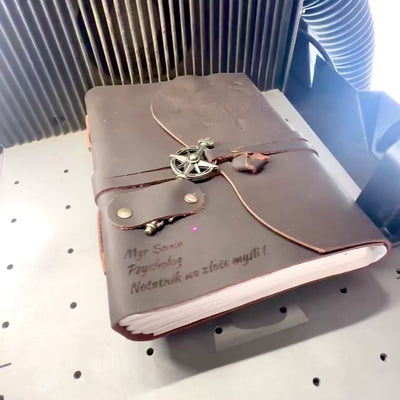 Retro Leder-Notizbuch Windrose 200 Seiten mit Personalisierung durch Gravur