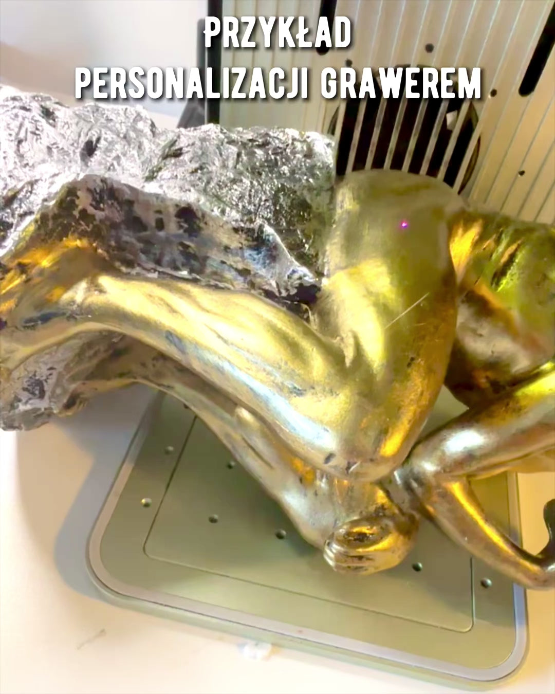 Złoty Myśliciel - Figur aus Harz, Personalisierung mit Gravur