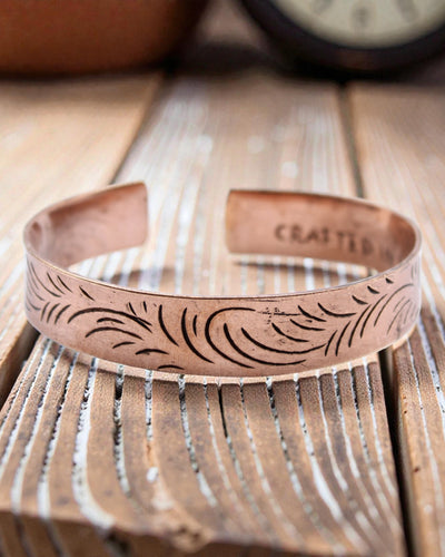 Tibetisches Kupferarmband Tribal Flow – Breite Windungen