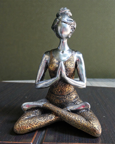 Frauenfigur 24 cm – Yoga Silber-Goldene Balance