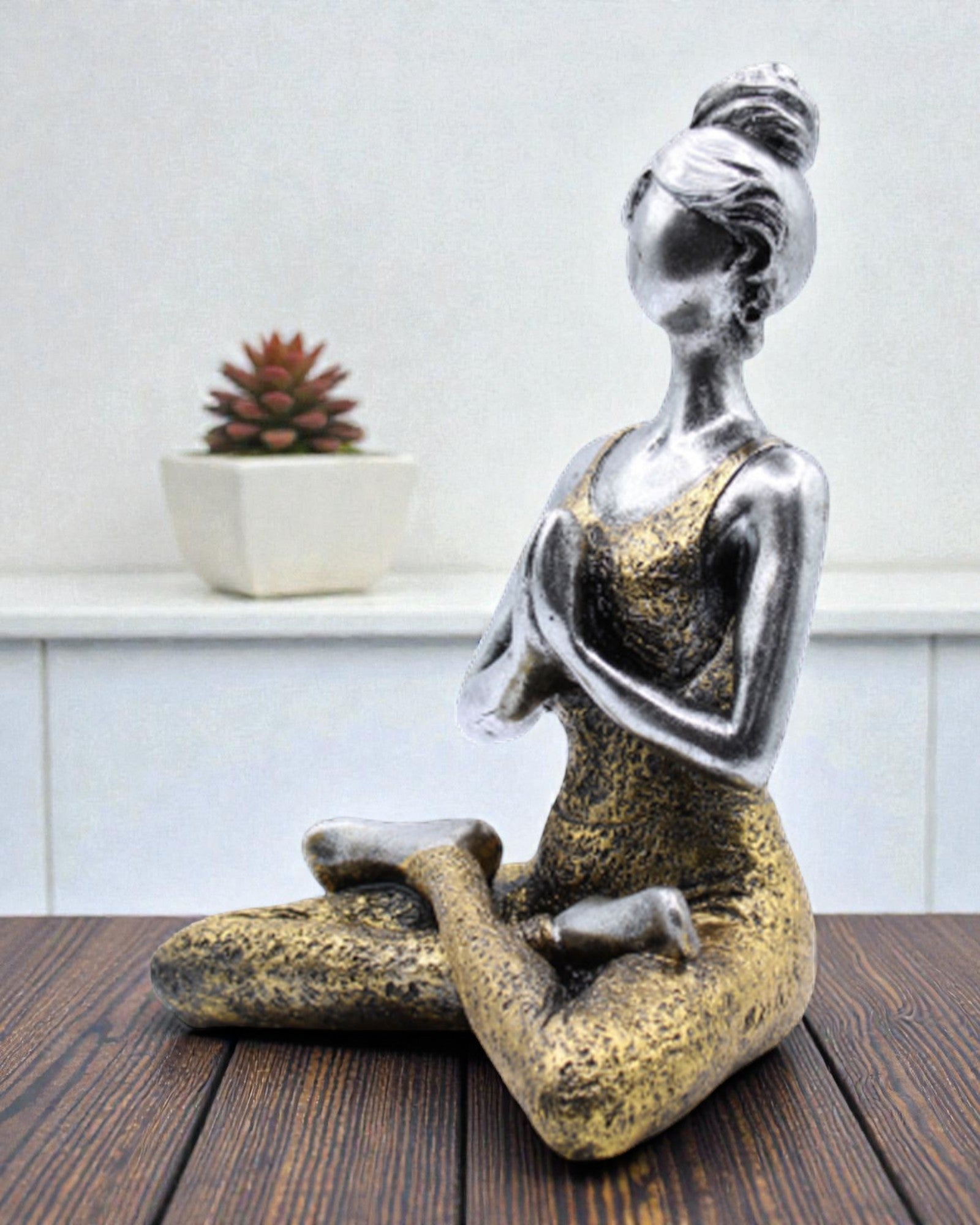 Frauenfigur 24 cm – Yoga Silber-Goldene Balance